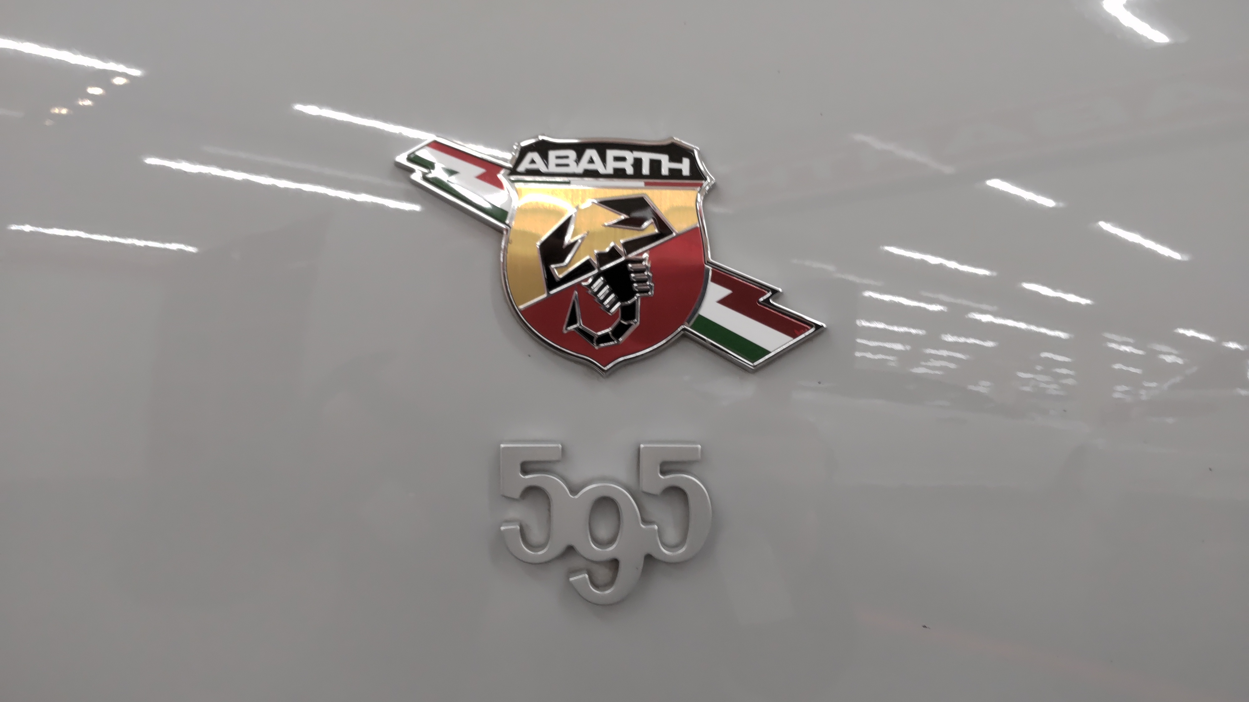 Auto Planet アバルト Abarth 595 Competizione が入りました Auto Planet